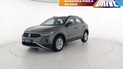 Usata VW T-Roc Life 150 CV (110 kW) 2025 Gray SUV