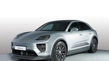 Nuova Porsche Macan 330 kW (449 CV) 2026 Argento dolomite metallizzato SUV