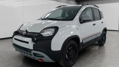 Usata Fiat Panda Cross Cross 70 CV (51 kW) 2023 Bianco Utilitaria