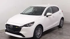 Arctic white Usata 2024 Mazda 2 Exclusive-Line Tre volumi | 18.990 € (Buon prezzo)