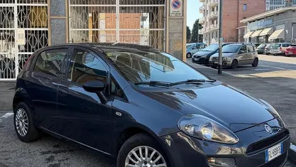 Usata Fiat Punto Street 77 CV (56 kW) 2017 Grigio Utilitaria