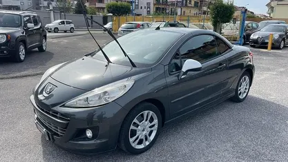 Usata Peugeot 207 CC 112 CV (82 kW) 2011 Cabrio