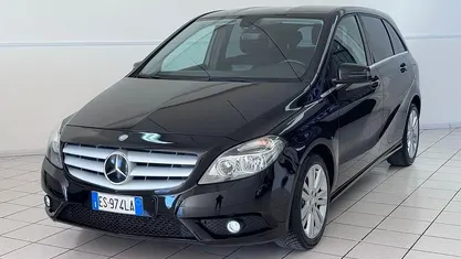 Usata Mercedes B180 109 CV (80 kW) 2013 Nero Monovolume