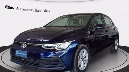 Atlantic blue metalizzato Usata 2022 VW Golf Life Tre volumi | 21.500 € (Ottimo prezzo)