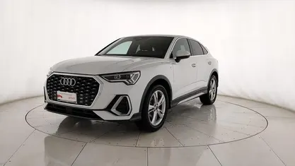 Bianco Usata 2025 Audi Q3 Sportback S-Line SUV | 44.900 € (Ottimo prezzo)