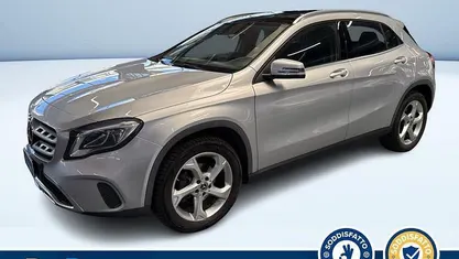 Usata 2019 Mercedes GLA220 SUV | 25.500 € (Buon prezzo)
