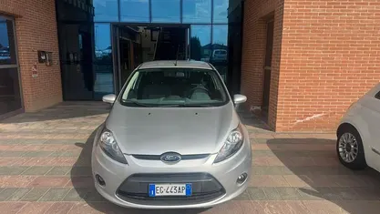 Usata Ford Fiesta 60 CV (44 kW) 2011 Utilitaria