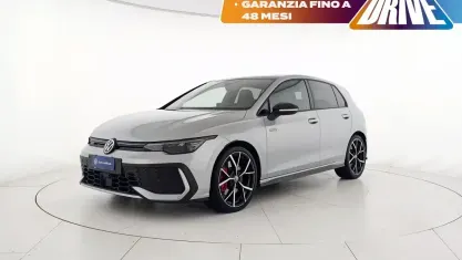 Usata VW Golf VIII GTI 265 CV (194 kW) 2024 F0 dolomite silver metallizzato Berlina