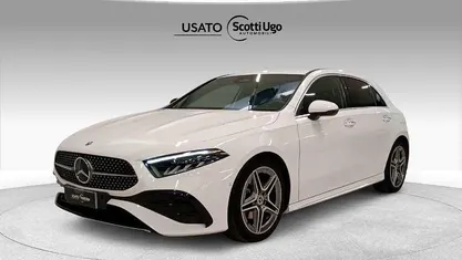 Bianco Usata 2023 Mercedes A180 Premium Tre volumi | 29.900 € (Buon prezzo)
