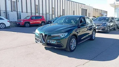 Usata Alfa Romeo Stelvio Business 190 CV (139 kW) 2021 Verde SUV
