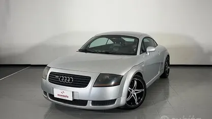Usata 2002 Audi TT Comfort Coupé | 8900 € (Buon prezzo)