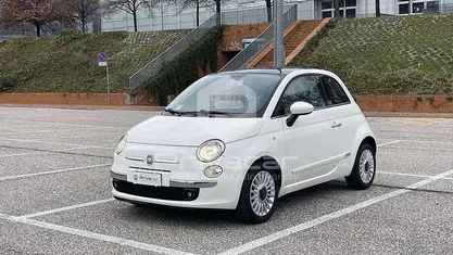 Usata Fiat 500 Lounge 95 CV (69 kW) 2011 Bianco Utilitaria