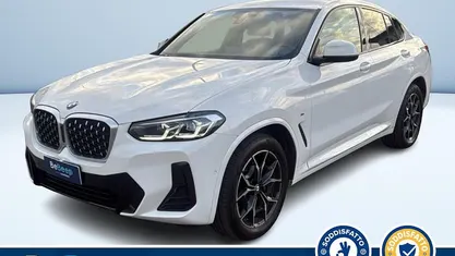 Bianco pastello Usata 2024 BMW X4 M Sport SUV | 46.400 € (Ottimo prezzo)