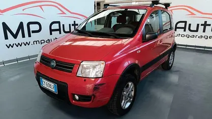 Usata Fiat Panda 4x4 Climbing 69 CV (50 kW) 2005 Utilitaria
