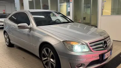 Usata Mercedes CLC220 Chrome 150 CV (110 kW) 2010 Grigio Coupé