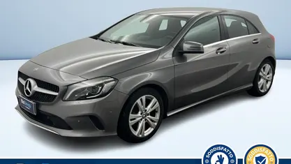 Argento metallizzato Usata 2017 Mercedes A180 | 14.000 € (Ottimo prezzo)