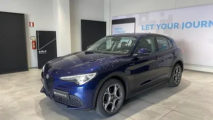 Blu Usata 2020 Alfa Romeo Stelvio Sprint SUV | 25.300 € (Buon prezzo)