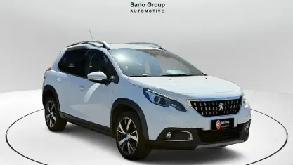 Używany Peugeot 2008 Allure 99 KM (72 kW) 2018 Biały SUV