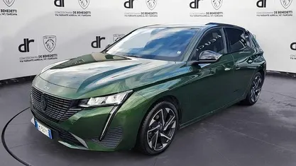 Usata Peugeot 308 Allure 131 CV (96 kW) 2023 Verde Berlina