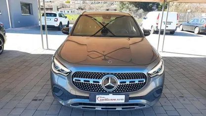 Usata Mercedes GLA200 Executive 2020 Grigio SUV