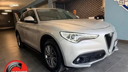 Brugt Alfa Romeo Stelvio Business 190 HK (139 kW) 2021 Grå SUV