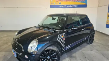 Usata Mini One D 88 CV (64 kW) 2006 Nero Utilitaria