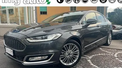Grigio Usata 2018 Ford Mondeo Vignale Tre volumi | 13.490 € (Ottimo prezzo)
