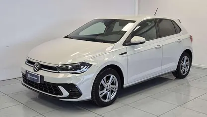 Grigio Usata 2022 VW Polo R-line Tre volumi | 20.990 € (Cara)