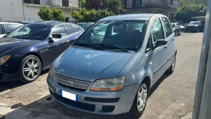 Usata Fiat Idea Dynamic 69 CV (50 kW) 2005 Bluazzurro Monovolume