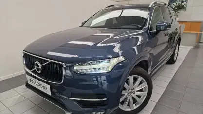 Usata Volvo XC90 Momentum 235 CV (172 kW) 2019 Blu SUV