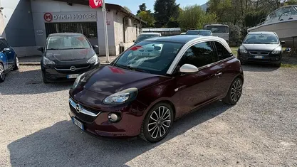 Usata Opel Adam Slam 70 CV (51 kW) 2013 Utilitaria
