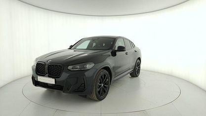 Gebraucht BMW X4 M Sport 190 PS (139 kW) 2025 Schwarz SUV