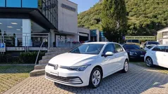 Usata 2023 VW Golf VIII Life Due volumi | 22.700 € (Buon prezzo)