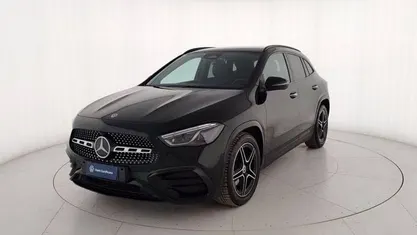 Usata Mercedes GLA200 AMG Line Premium 150 CV (110 kW) 2023 Nero metallizzato SUV