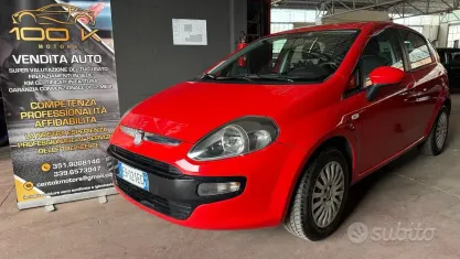 Usata Fiat Punto Evo Dynamic 77 CV (56 kW) 2011 Rosso Utilitaria