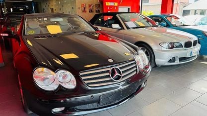 Begagnad Mercedes SL500 306 HK (225 kW) 2002 Svart Cab