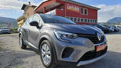 Usata Renault Captur Business 91 CV (66 kW) 2021 Grigio SUV