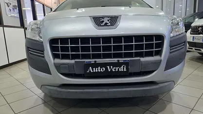 Usata Peugeot 3008 Premium 120 CV (88 kW) 2010 Monovolume