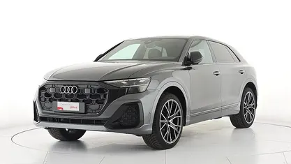 Usata Audi Q8 S-Line 286 CV (210 kW) 2024 Grigio SUV