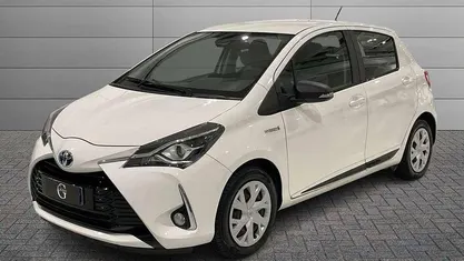 Usata Toyota Yaris Hybrid Edition 73 CV (53 kW) 2019 Berlina