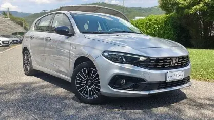 Usata Fiat Tipo 101 CV (74 kW) 2022 Grigio Berlina