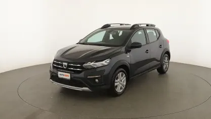 Usata Dacia Sandero Comfort 91 CV (66 kW) 2022 Nero Berlina