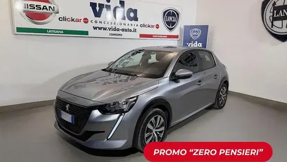 Usata Peugeot e-208 56 kW (77 CV) 2021 Grigio Utilitaria