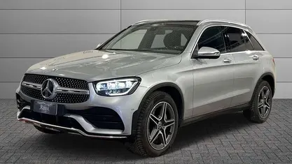 Usata Mercedes GLC300e Premium 194 CV (142 kW) 2022 Argento hightech metallizzato SUV