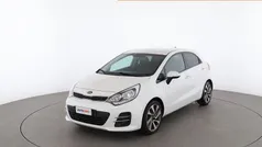 Bianco Usata 2015 Kia Rio Tre volumi | 8799 € (Buon prezzo)