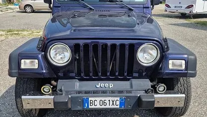Usata Jeep Wrangler Sport 118 CV (86 kW) 1999 SUV
