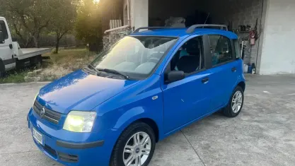 Usata Fiat Panda Dynamic 69 CV (50 kW) 2005 Blu Utilitaria