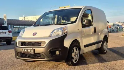 Bianco Usata 2019 Fiat Fiorino Monovolume | 5500 € (Buon prezzo)