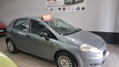 Usata Fiat Grande Punto 65 CV (47 kW) 2007 Grigio Utilitaria