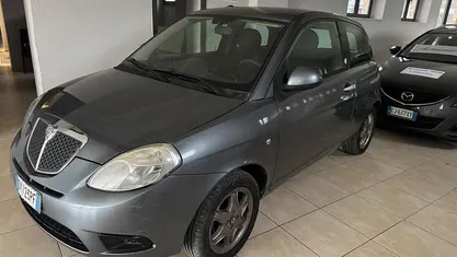 Usata Lancia Ypsilon 77 CV (56 kW) 2010 Utilitaria